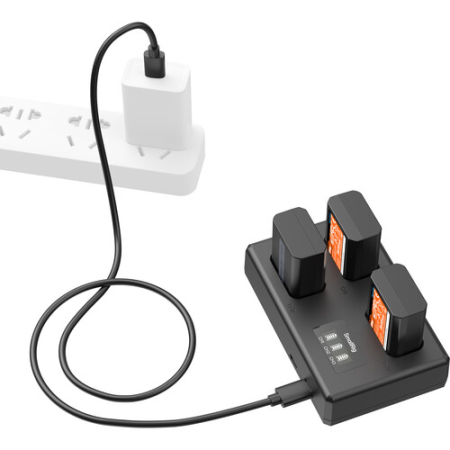 SmallRig 6019 - zestaw ładowarki z trzema akumulatorami Sony NP-FW50 - przykład użycia